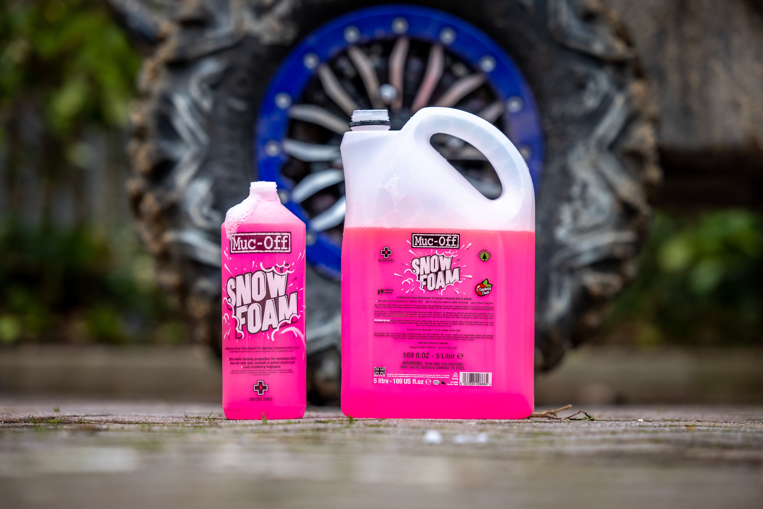 Muc Off Snow Foam Premium Pre-Wash Treatment 1L - Suitable for Cars,  Motorcycles and Bikes