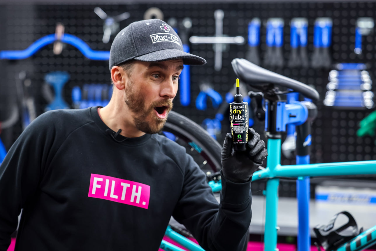 Our Complete Guide to Chain Lube