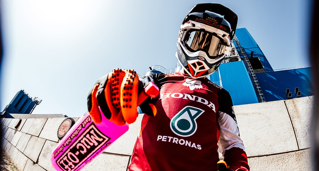 5X WORLD CHAMP PARTNERS WITH MUC-OFF!