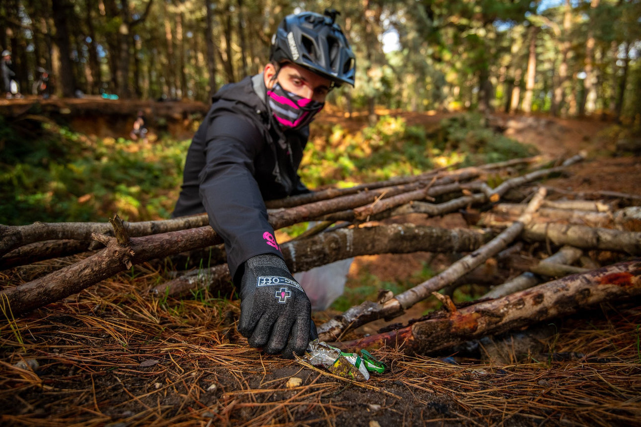 Let’s get #TRASHOFF our trails!