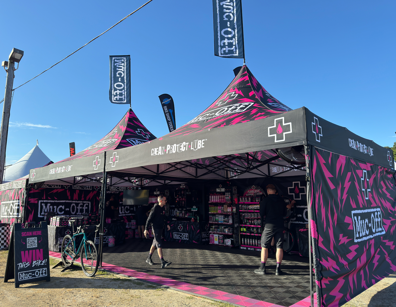 Muc-Off Extends Partnership with LifeTime Events and Showcases new Dark Energy Chain Wax at Sea Otter 2026