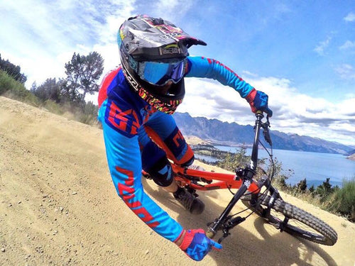 Q & A WITH BEN DEAKIN