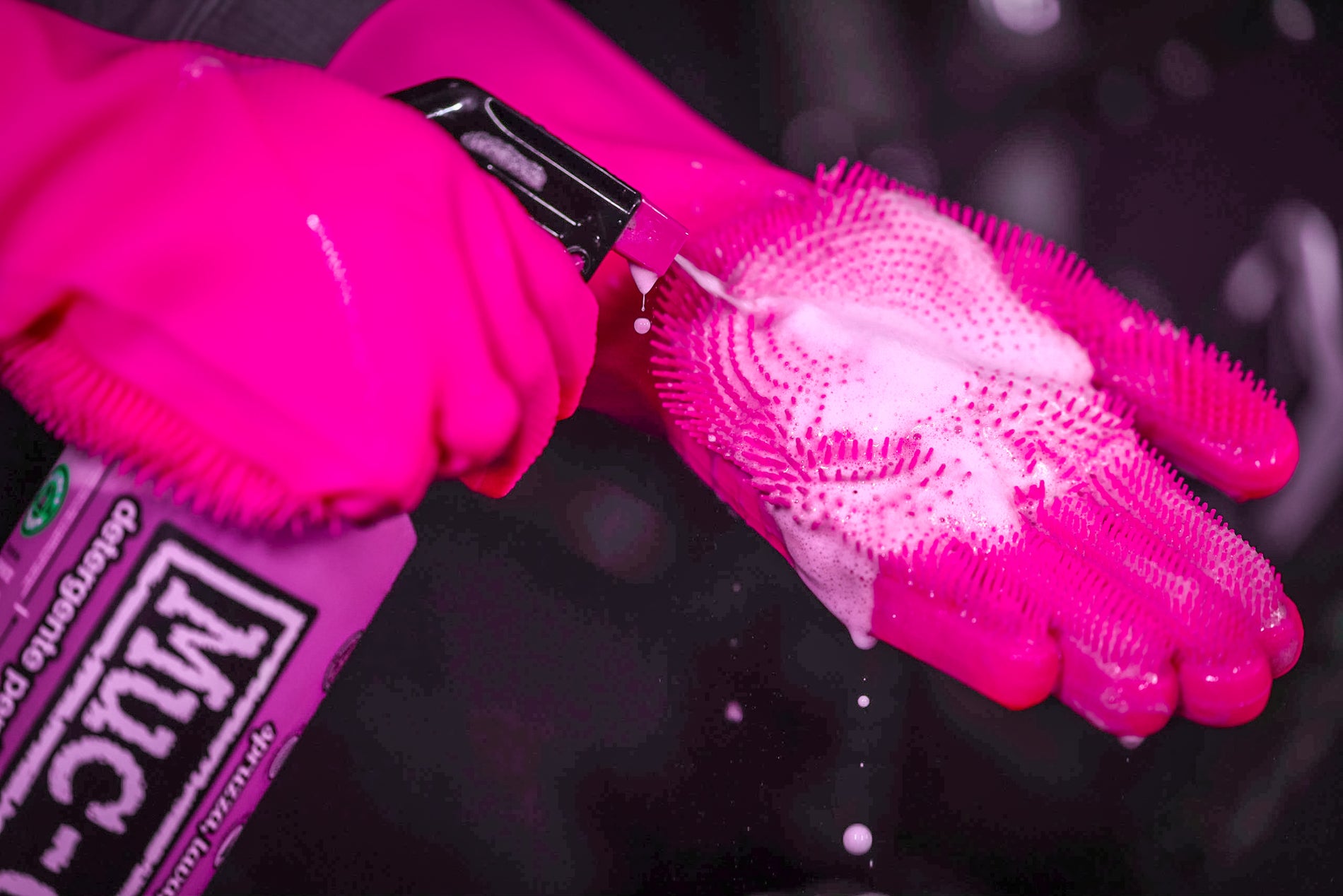 muc-off handschuhe reinigung Deep Scrubber Gloves | Bicycle - Clean